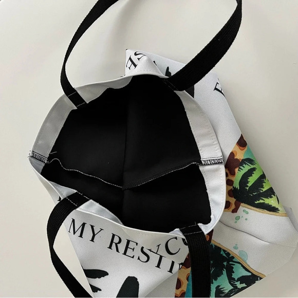 One Bella Casa Resting Beach Face Polyester Tote Bag Multi Color 18” - Picture 3 of 3